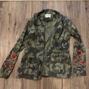 Camo Spring jacket with embroidery